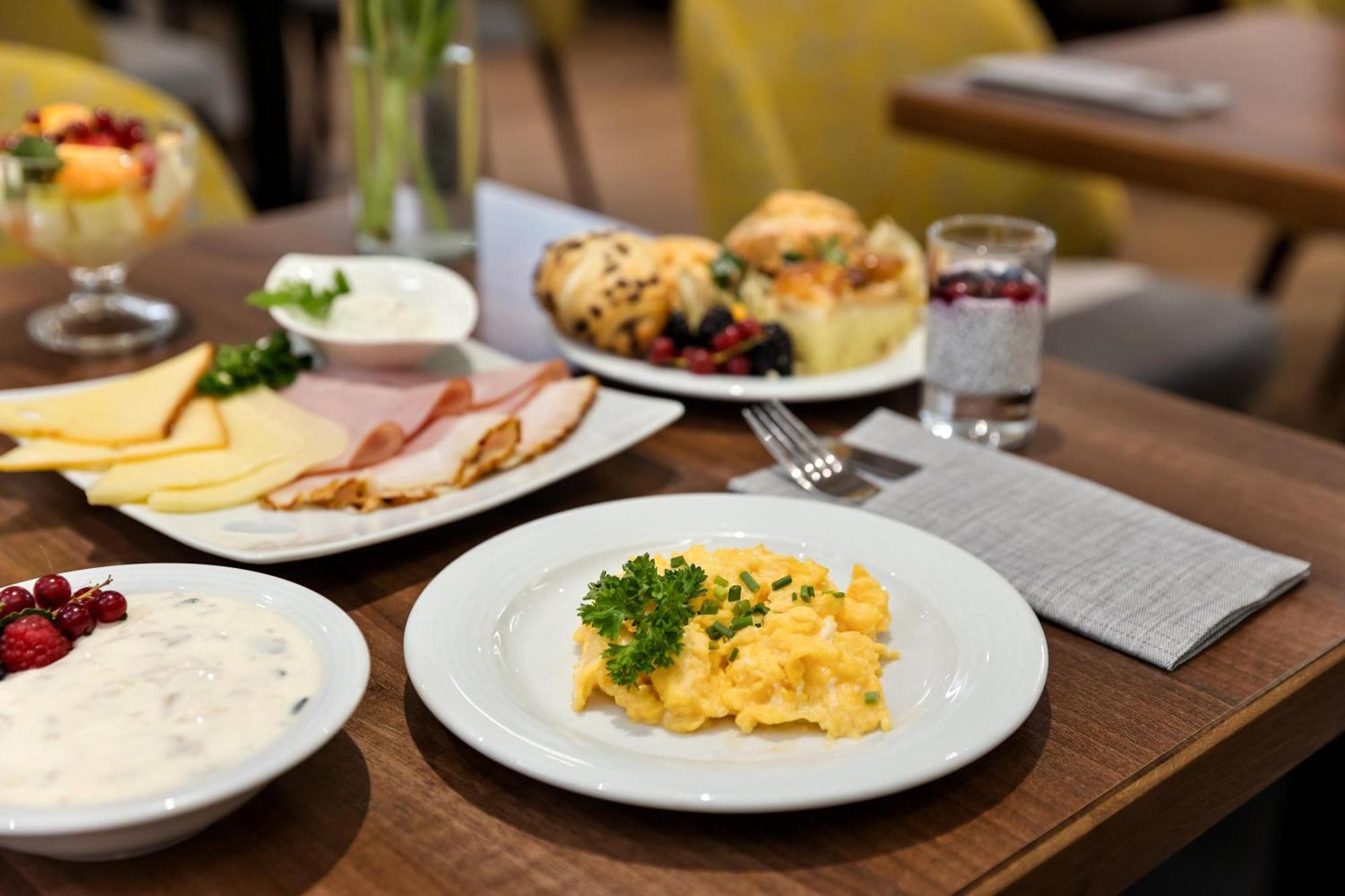 Hotel Rathauspark Wien, A Member Of Radisson Individuals Viena