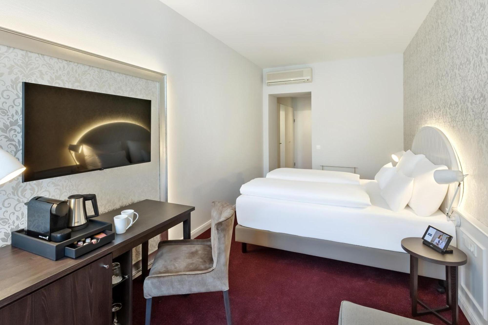 Rathauspark Wien, A Member Of Radisson Individuals 4* Viena